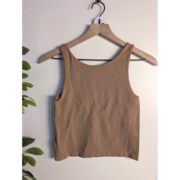 Dynamic Seamless Tank Tan Size OS (Built in shelf bra) - Picture 3 of 3